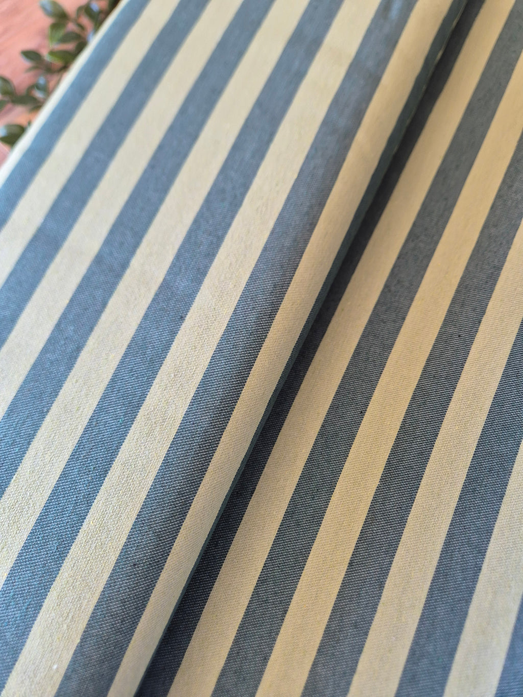 TELA JACQUARD RAYAS VERDE
