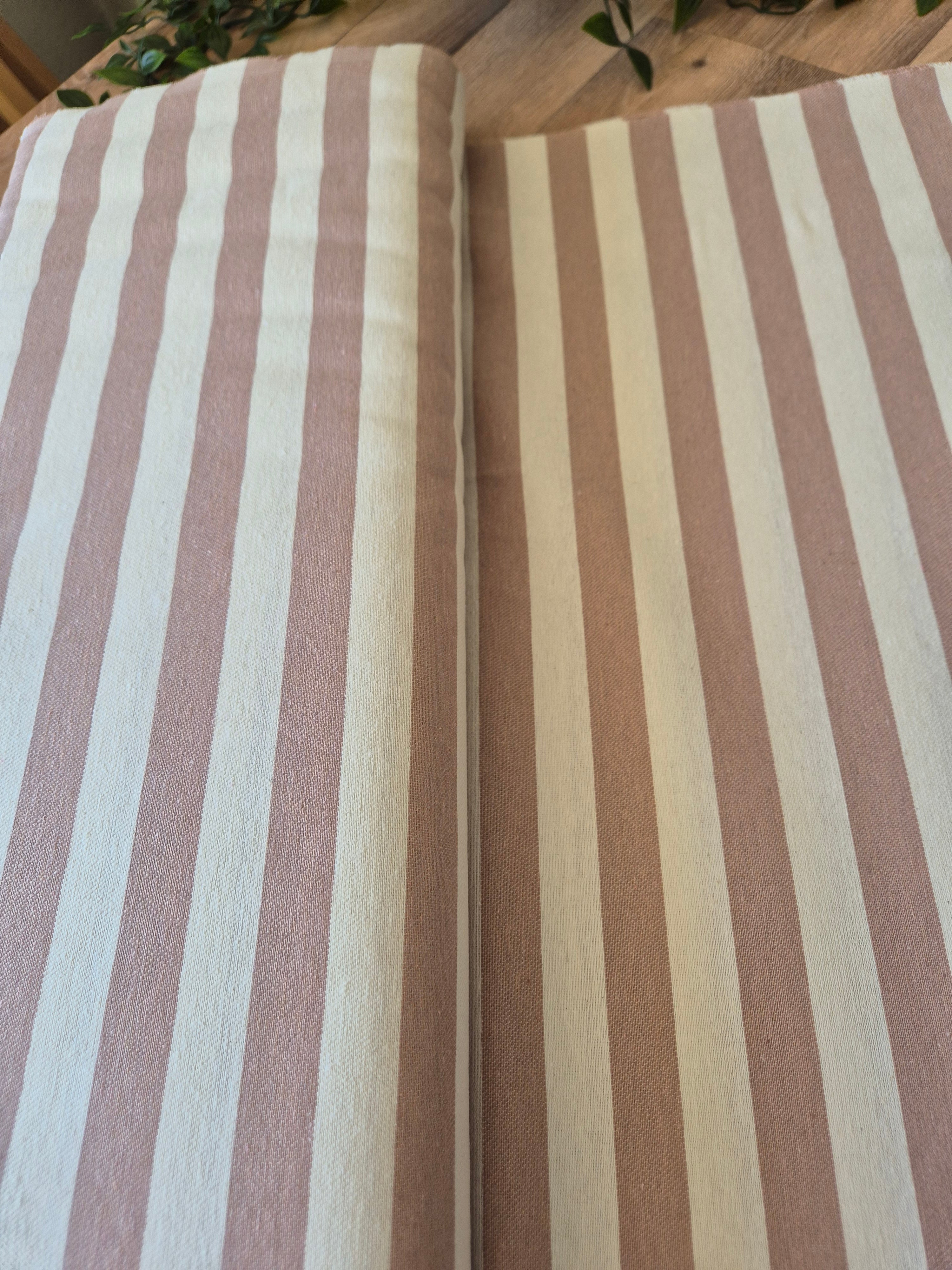 TELA JACQUARD RAYAS ROSA Y BEIGE