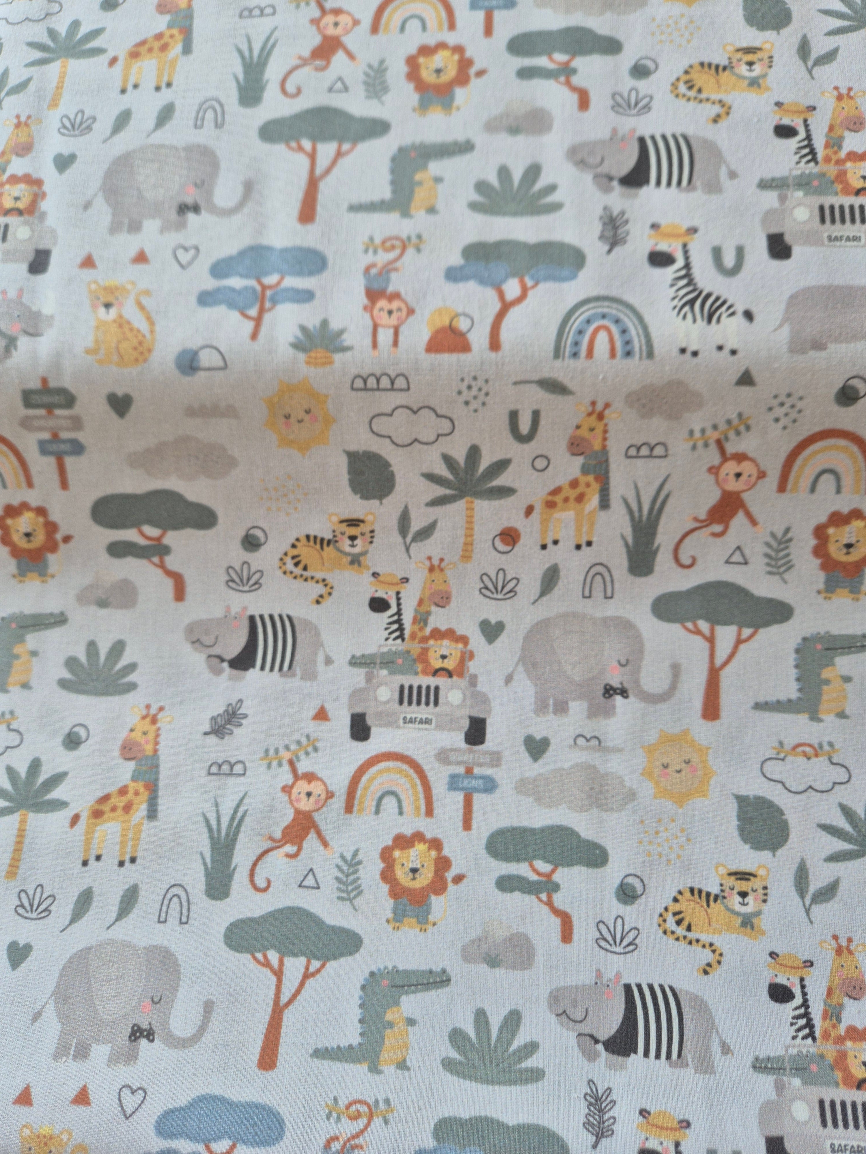 Tela de Algodón 100% de Animales de la Selva – Ancho 140 cm