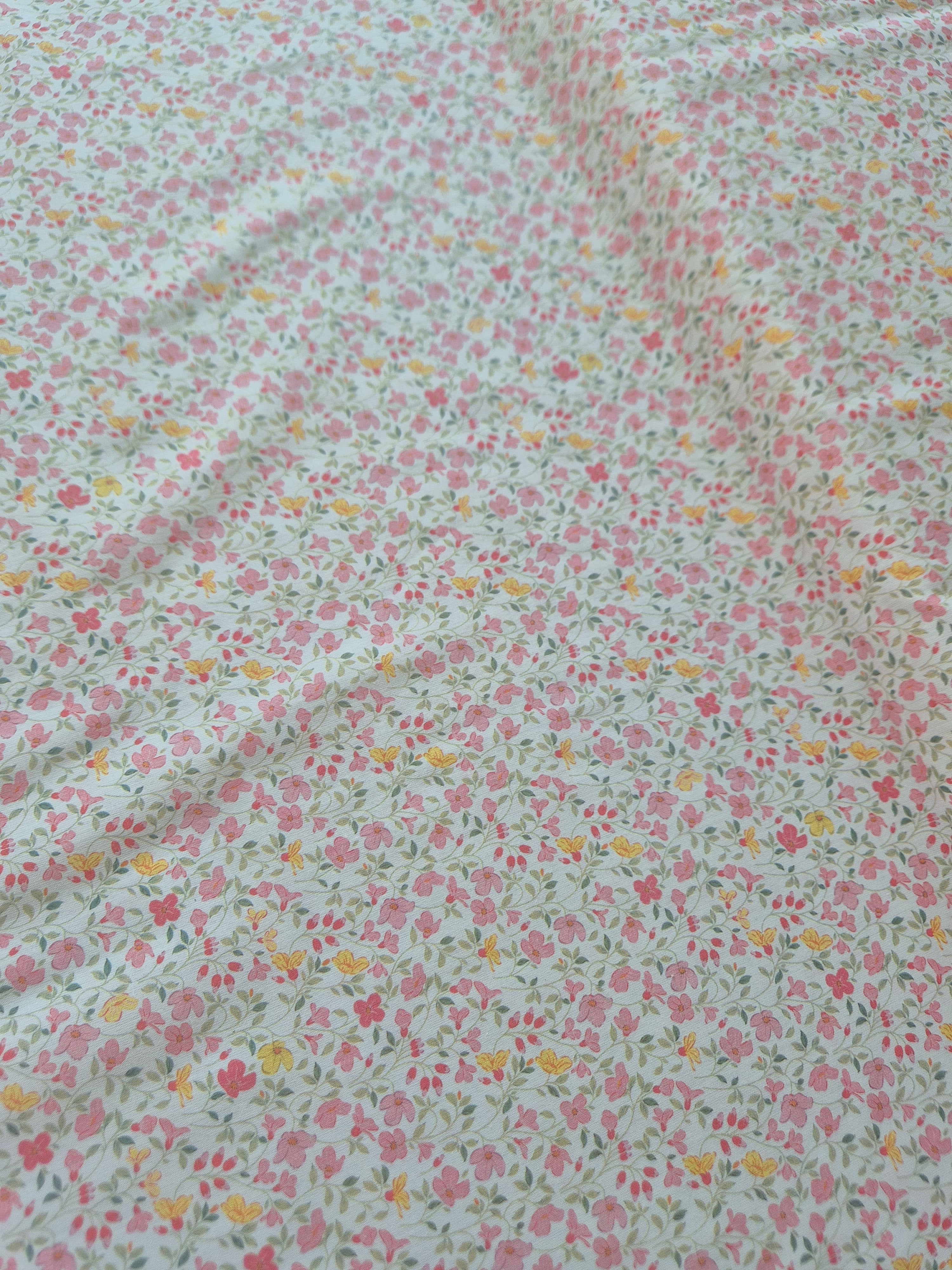 Tela de Algodón 100% de Florecitas
