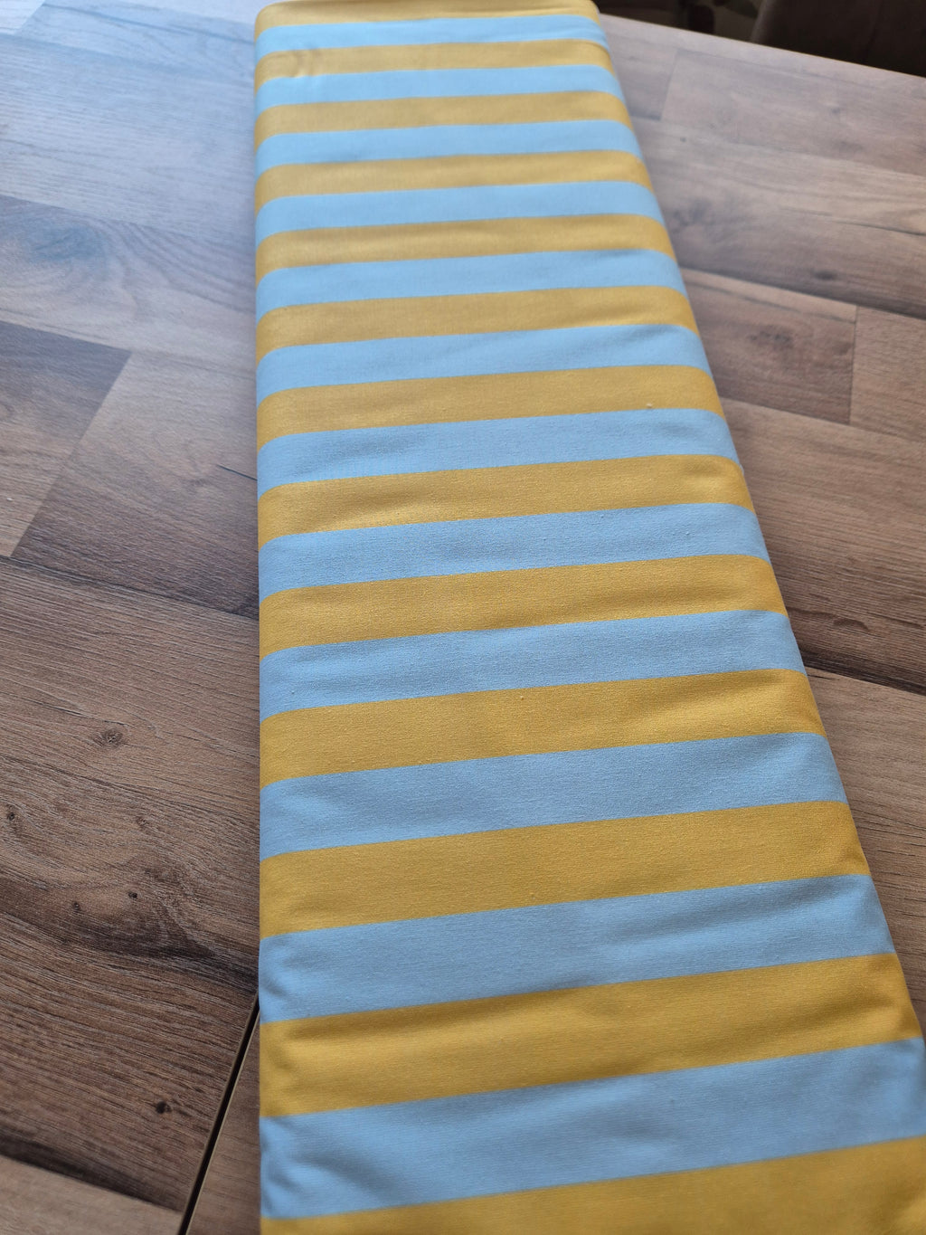 RAYAS AMARILLO Y AZUL