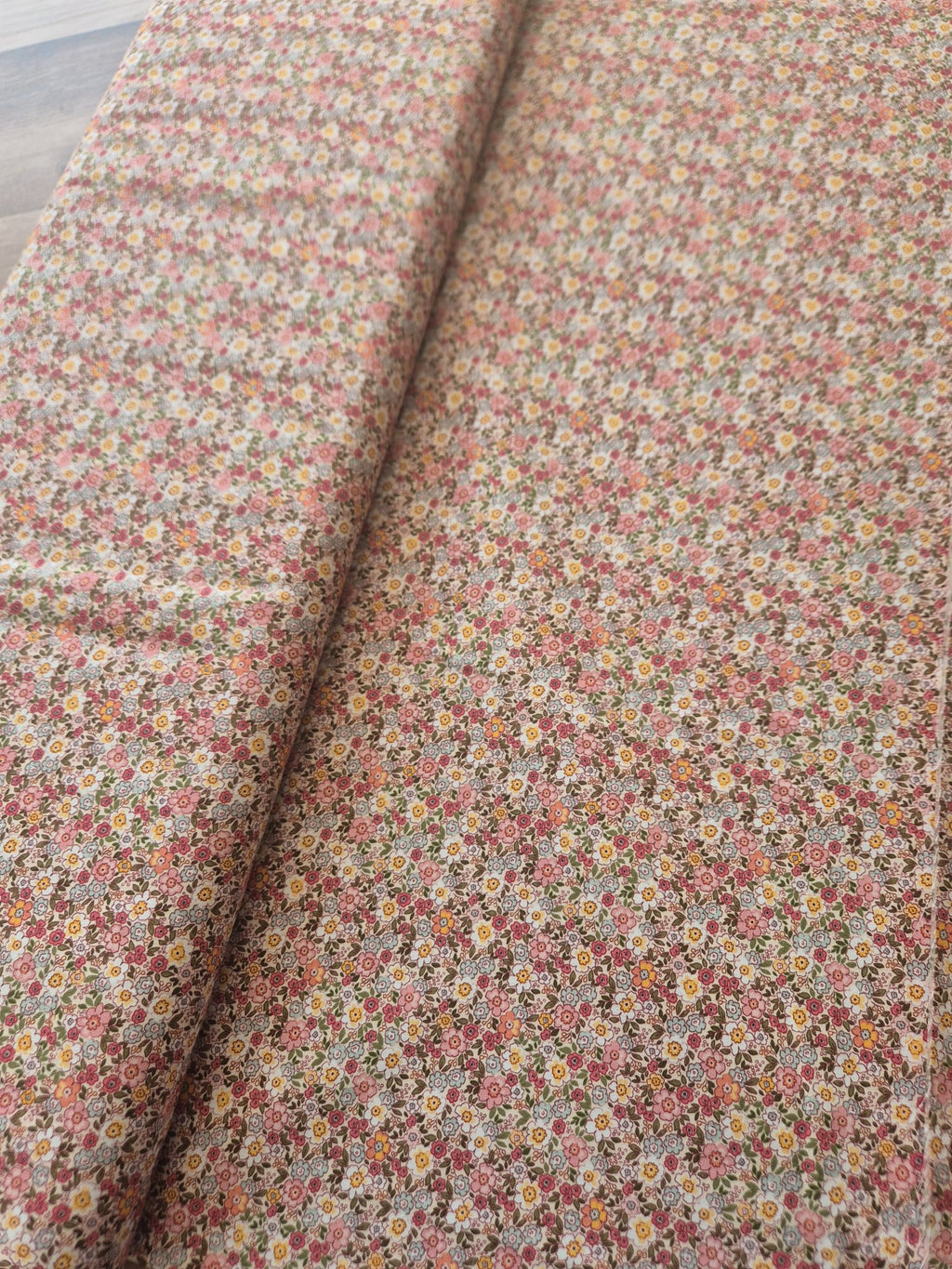 POPELIN ESTAMPADO FLORES7012